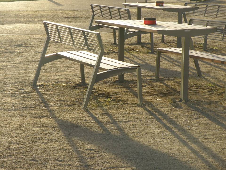 stocker du mobilier à Marseille dans des containers