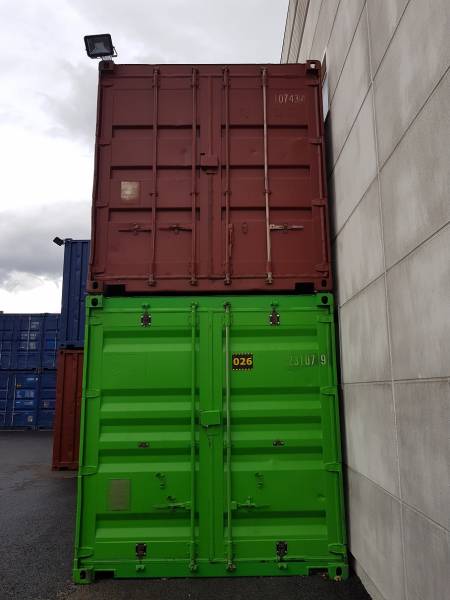 Stockage de matériel de maçonnerie dans un container sécurisé à Aubagne